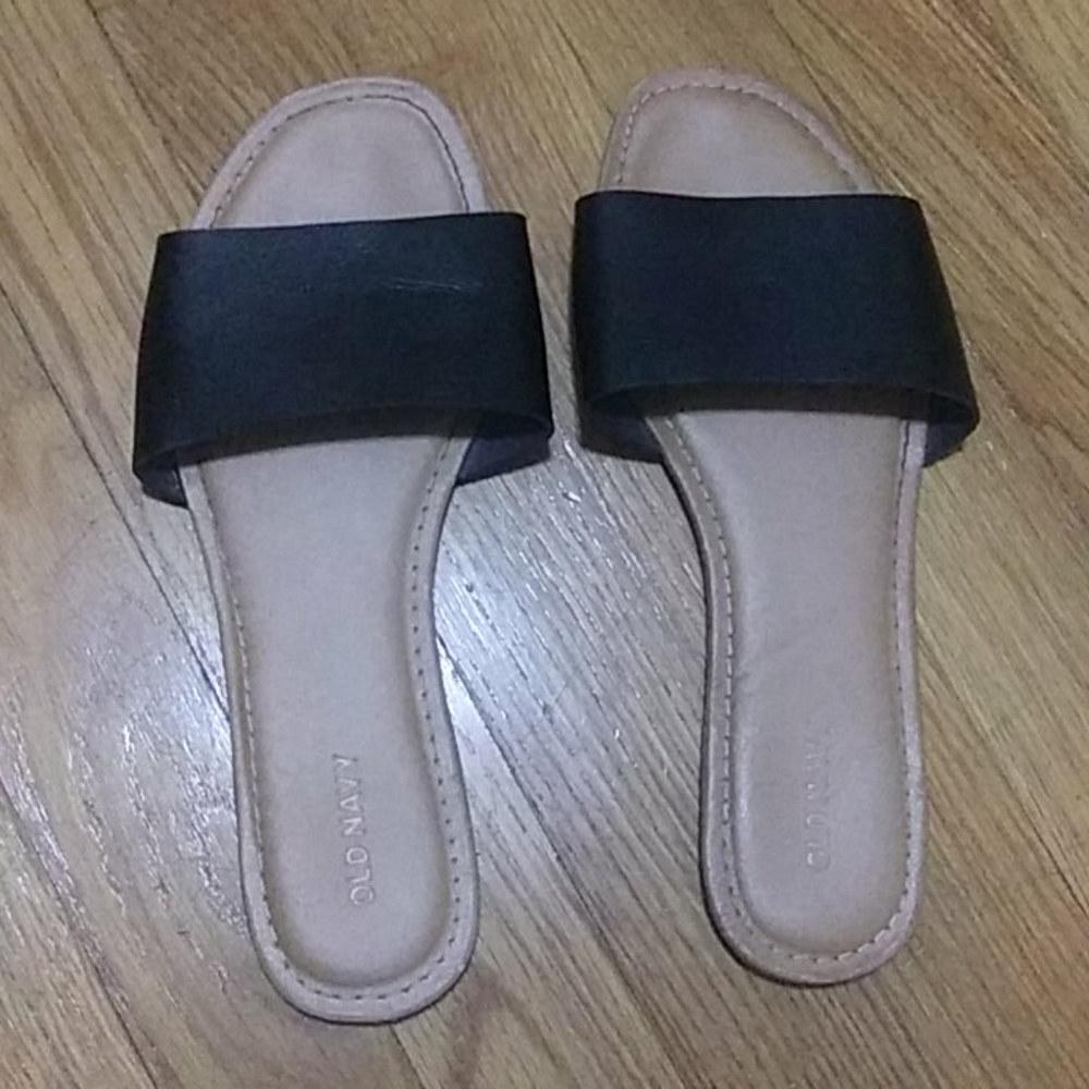 Ladie's size 7 slides